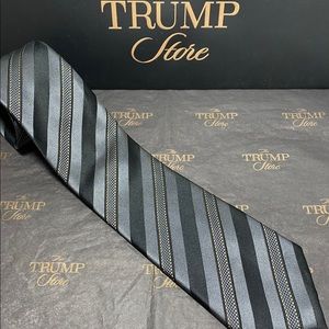 President Donald J Trump Signature Collection Tie